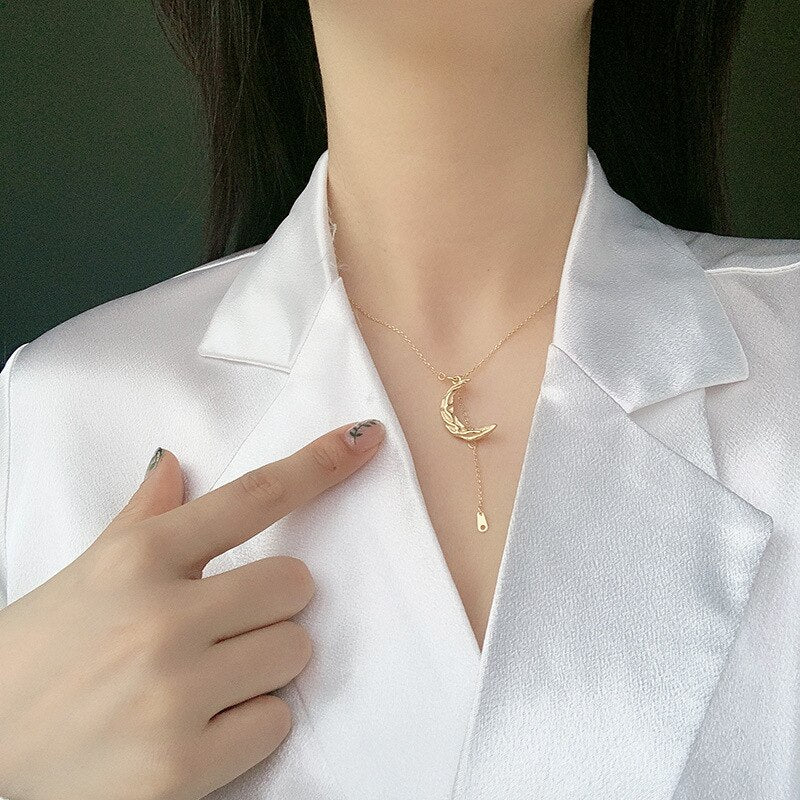Vintage Gold Moon Pendant Necklace